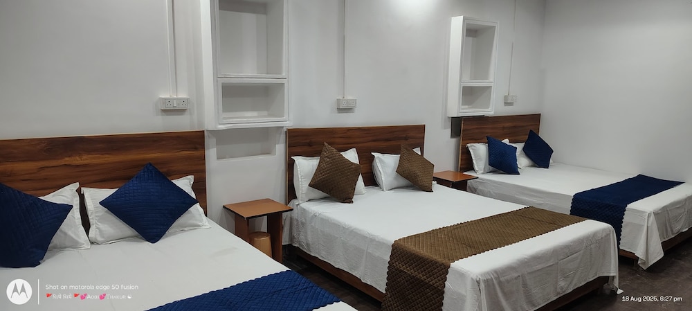 Ayodhya Cantt Palace & Restaurant