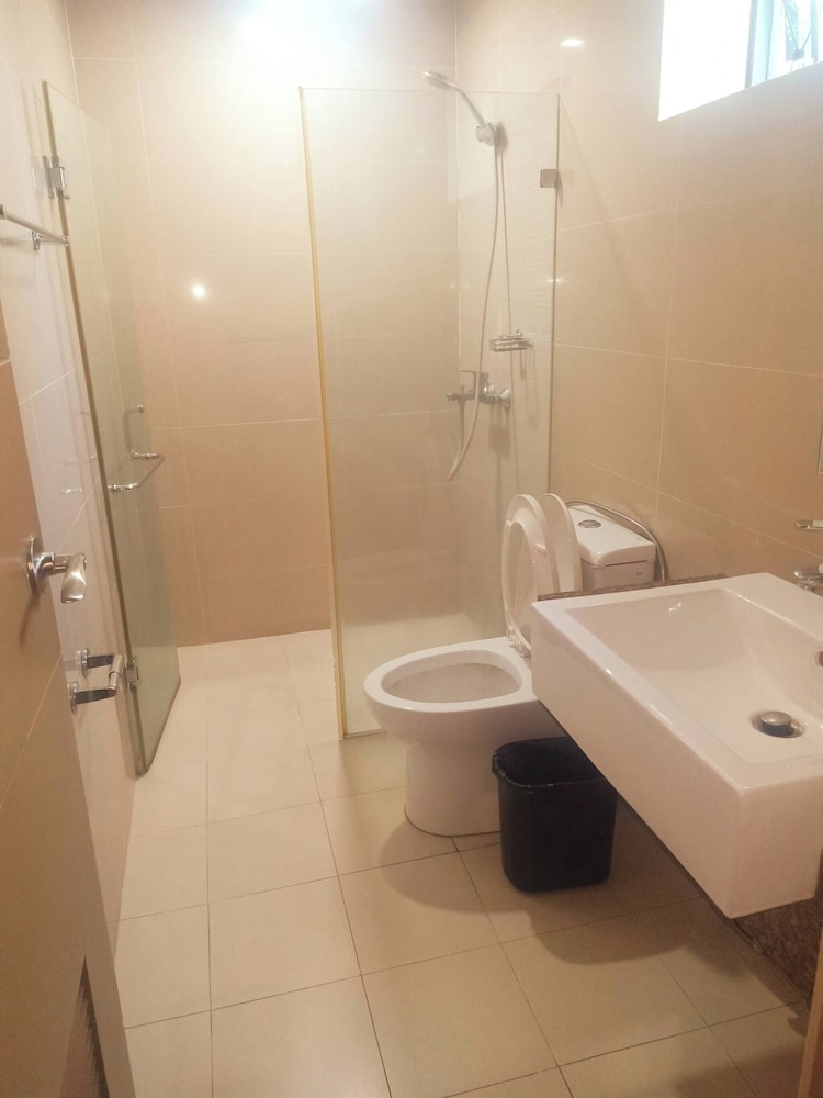 Affordable Condoatel Hotel