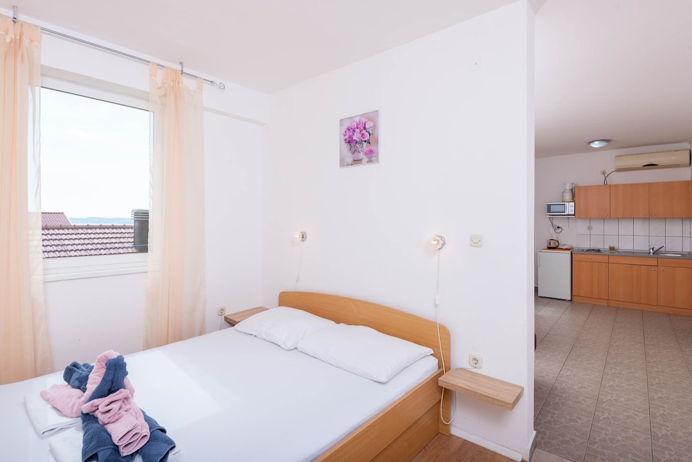 Apartments Mare view 5