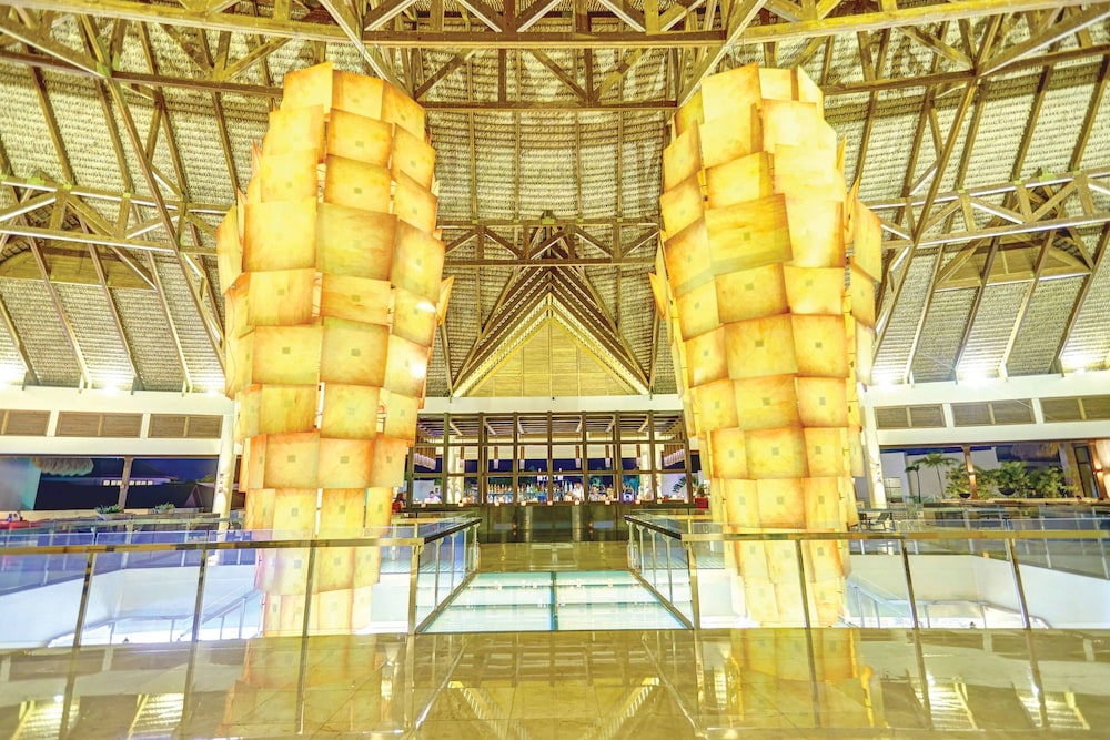Royalton Hideaway Punta Cana, An Autograph Collection All-Inclusive Resort & Casino – Adults Only