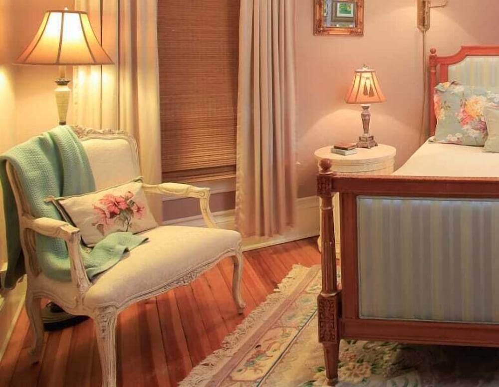The Lion and the Rose B&B