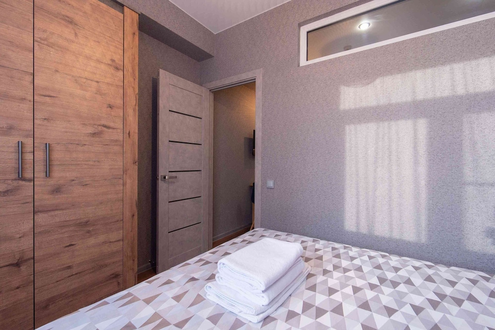 More Apartments na Estonskoy 37 k2 64 view 4
