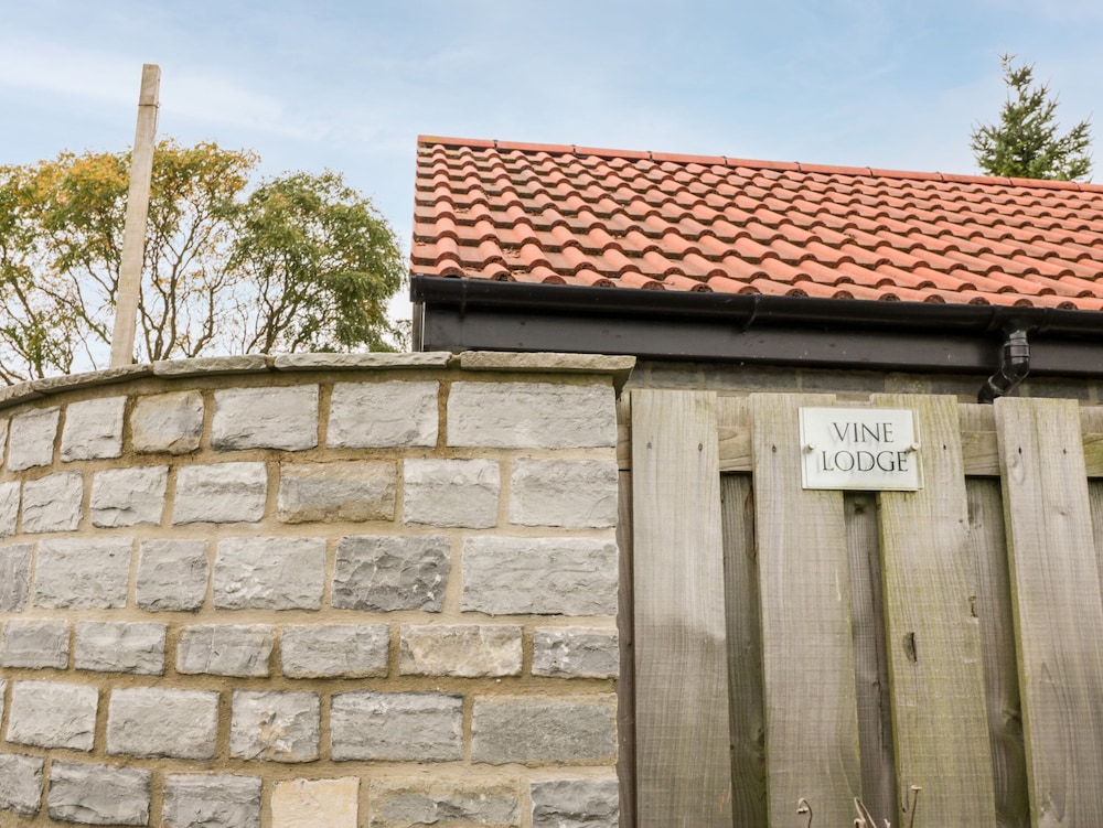 Vine Lodge