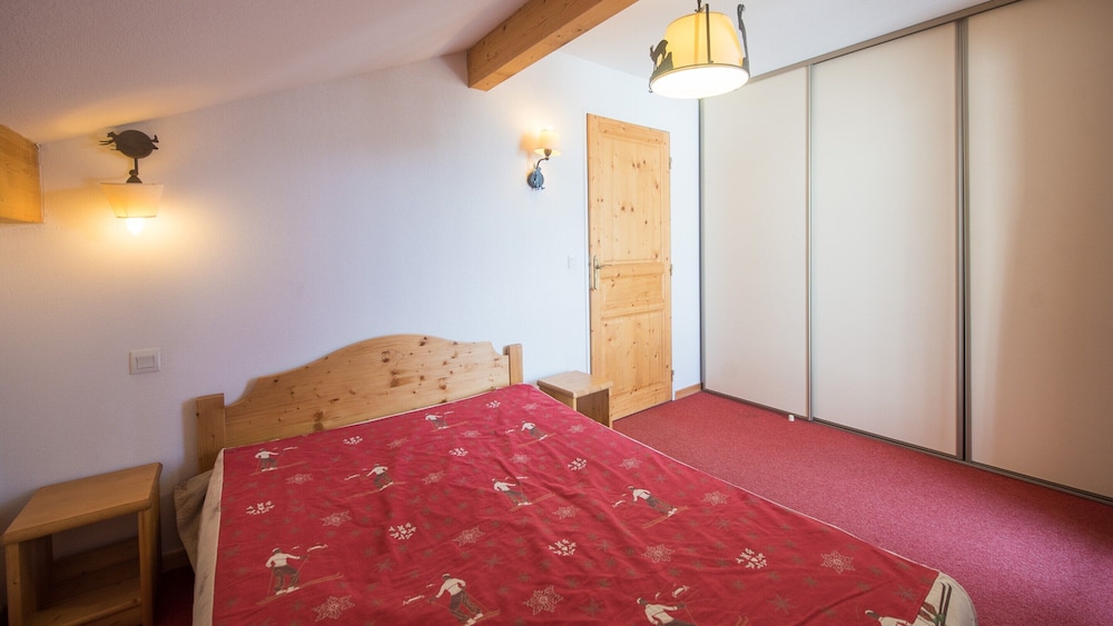 Apartment in Orcieres With Heated Pool