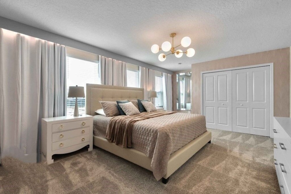 6 Bedrooms S / Storey Lake Home by RedAwning