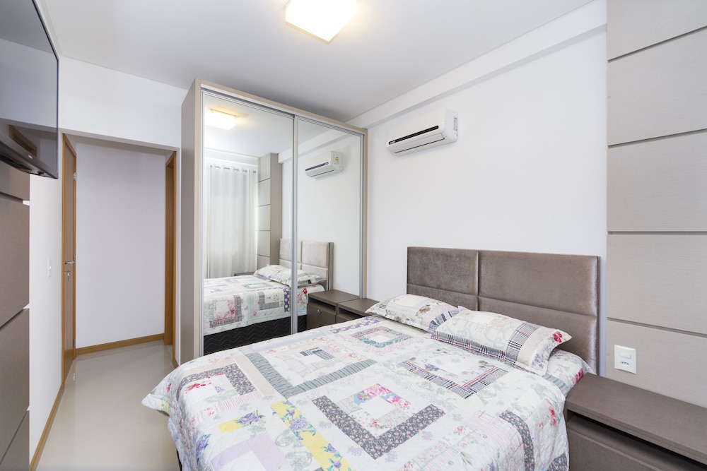 Residencial Viapiana Apto 203B - 642 view 5