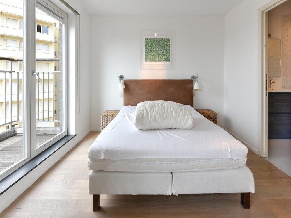 Duplex at Albert Beach With Stunning Sea Views