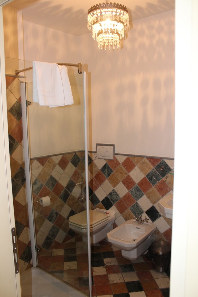 Photo 30