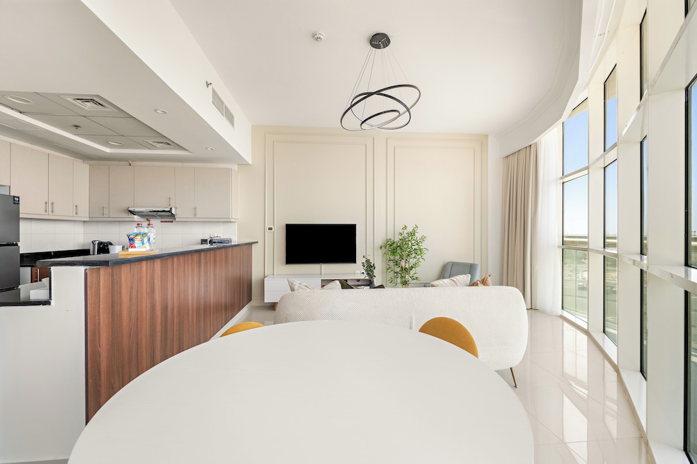 Silkhaus Reef Residence