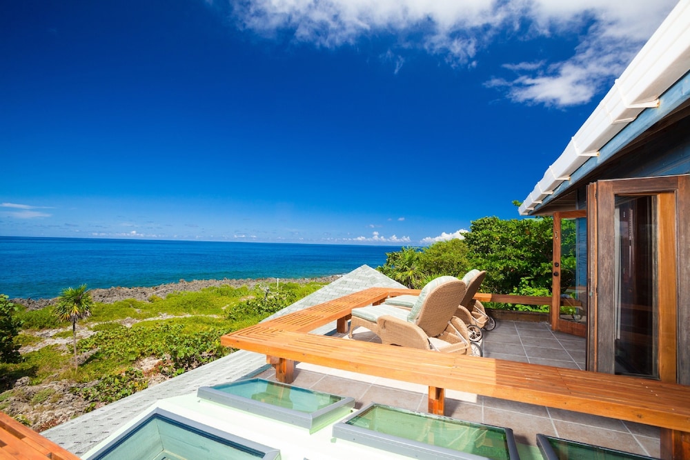 Sea Lodge 2 People