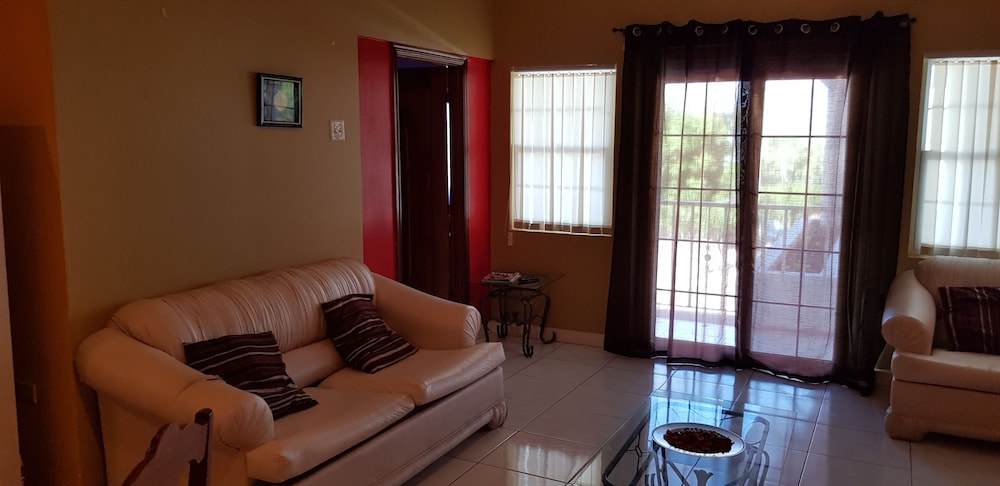 Comfortable Suite 3