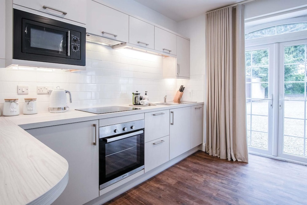 The Carthouse - 1 Bedroom Cottage - Princes Gate