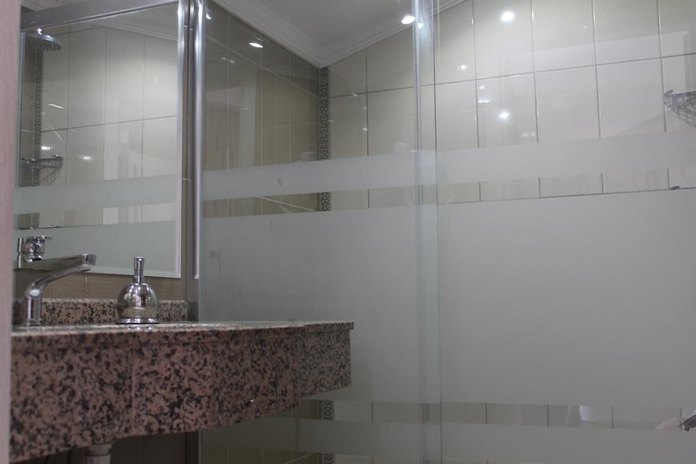 Ida Hotel - Image 47