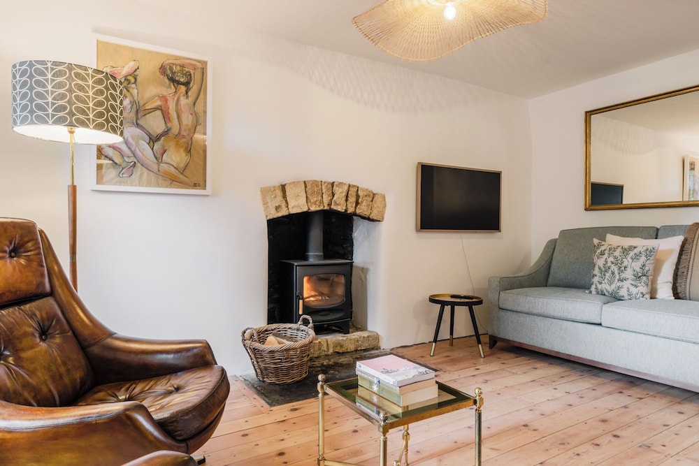 Historic 3 BD Cottage in the Cotswolds