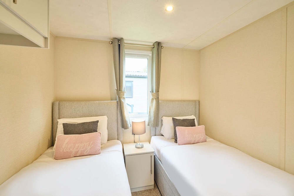 Host Stay Nightingale Lodge