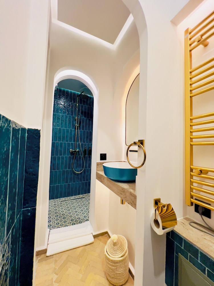 Riad KAYA & SPA