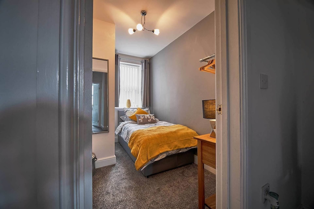 Whitley Bay Vacations - Host Stay Skyview - Property Image 3
