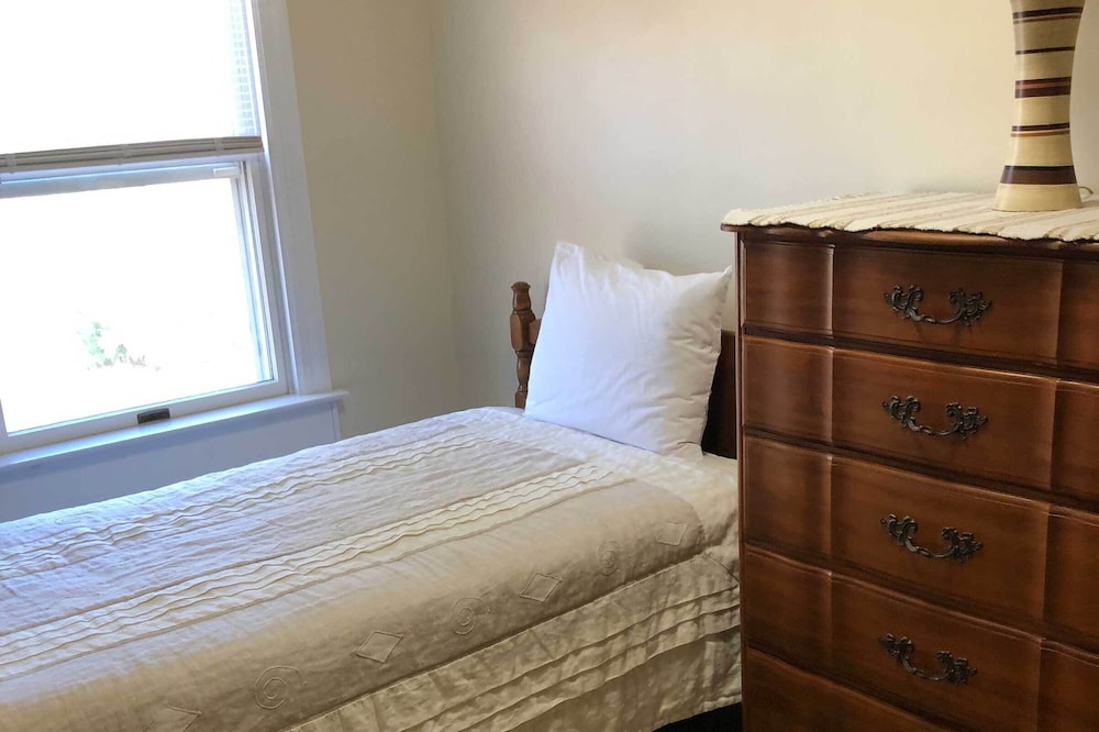 Kennebunk Home w/ Yard < 1 Mile to Dock Square! - Property Image 30
