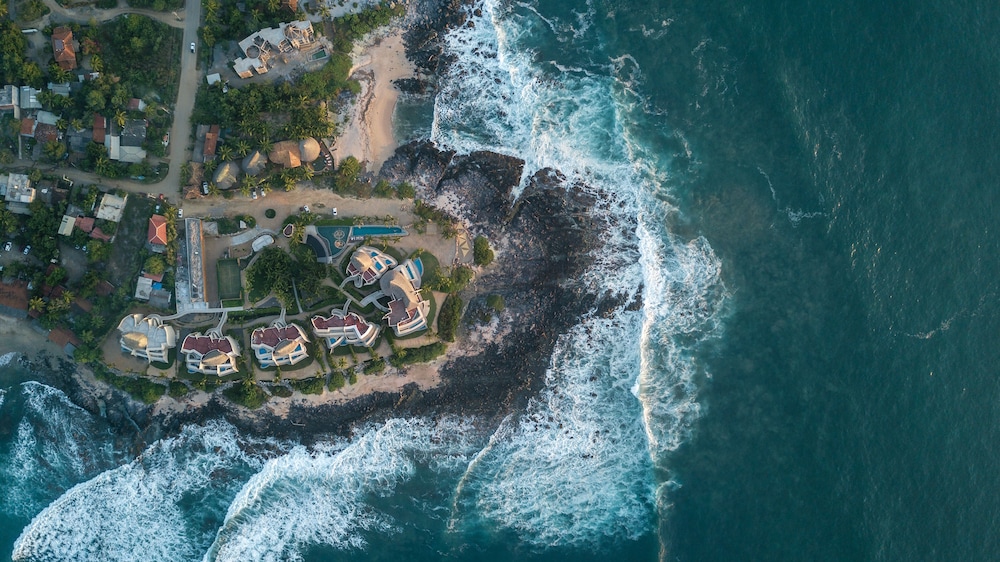 Punta Majahua Condos