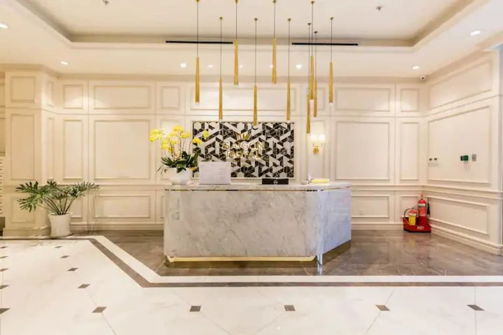 Prestige Saigon Royal - Modern Apartment