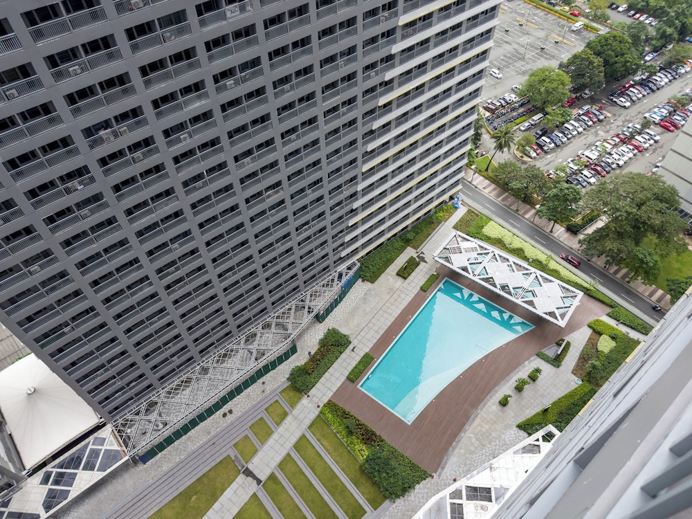 GemstoneBR in SMDC Fame Residences