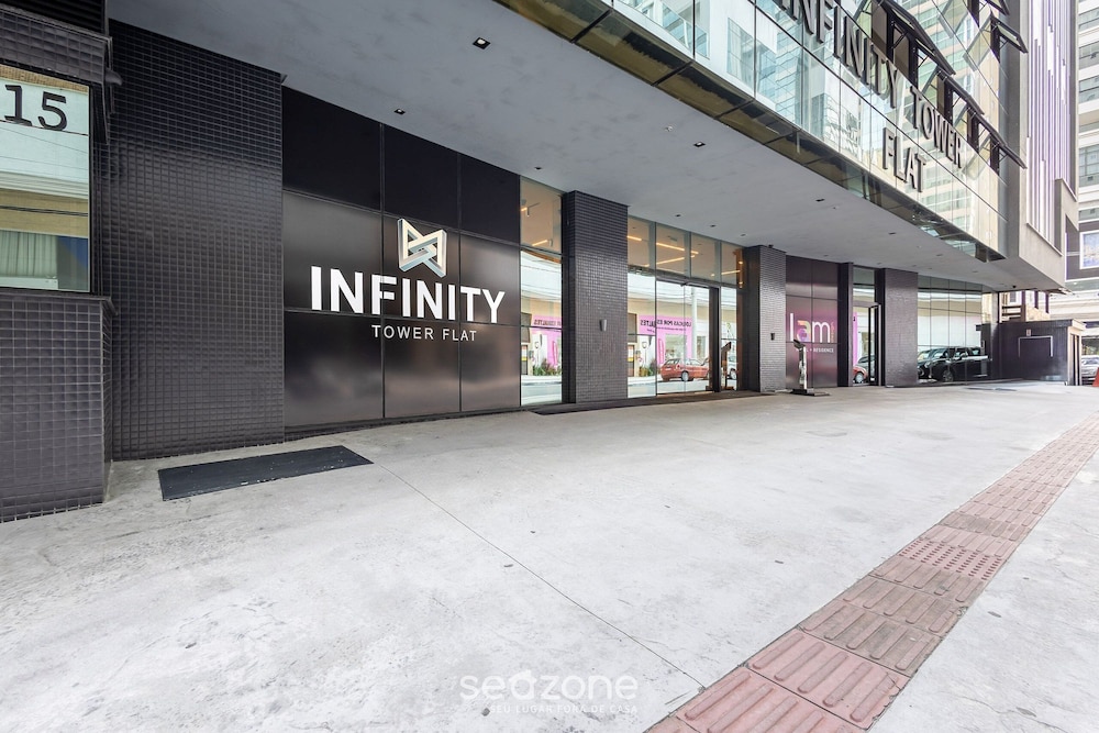IFT - Ed. Infinity Tower Flat 350m From Meia Praia