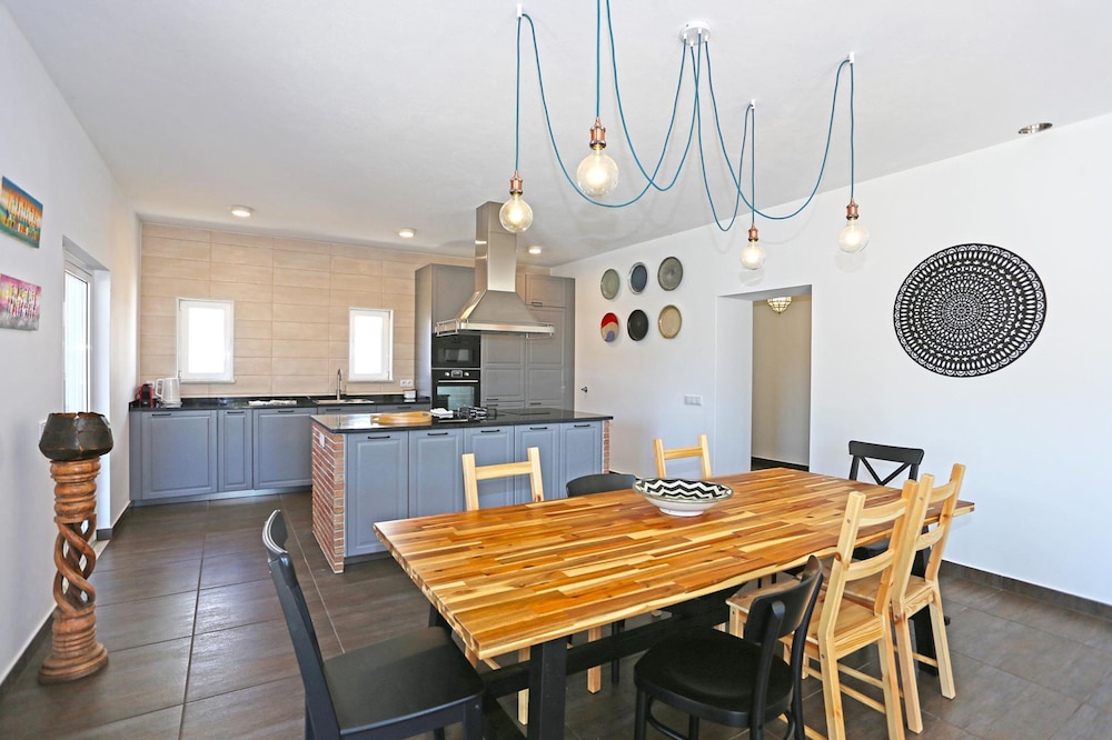 D13 - Eiras Velhas Holiday House in Alm Dena