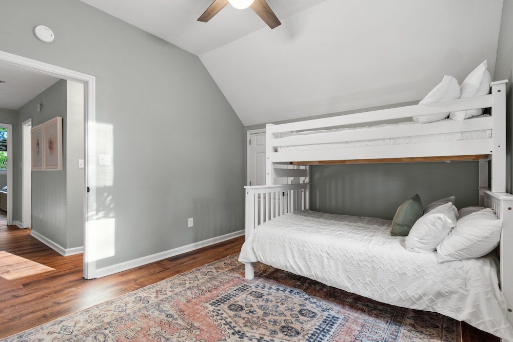 Lachicotte Vacation Rentals