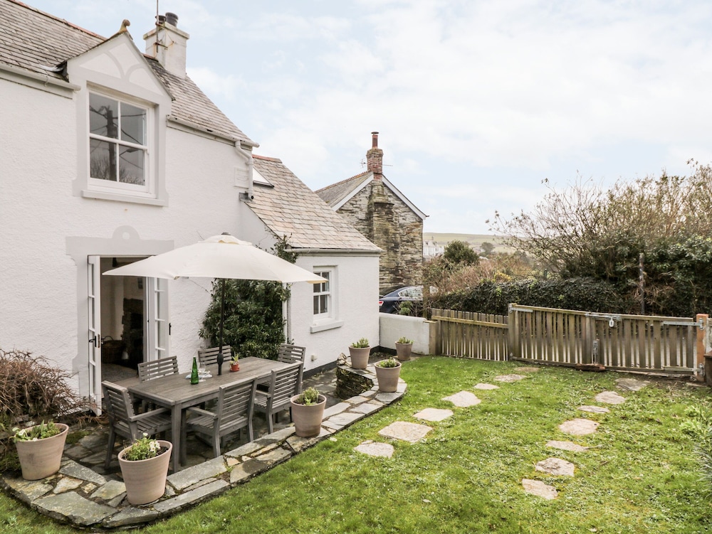 1 Jubilee Cottage