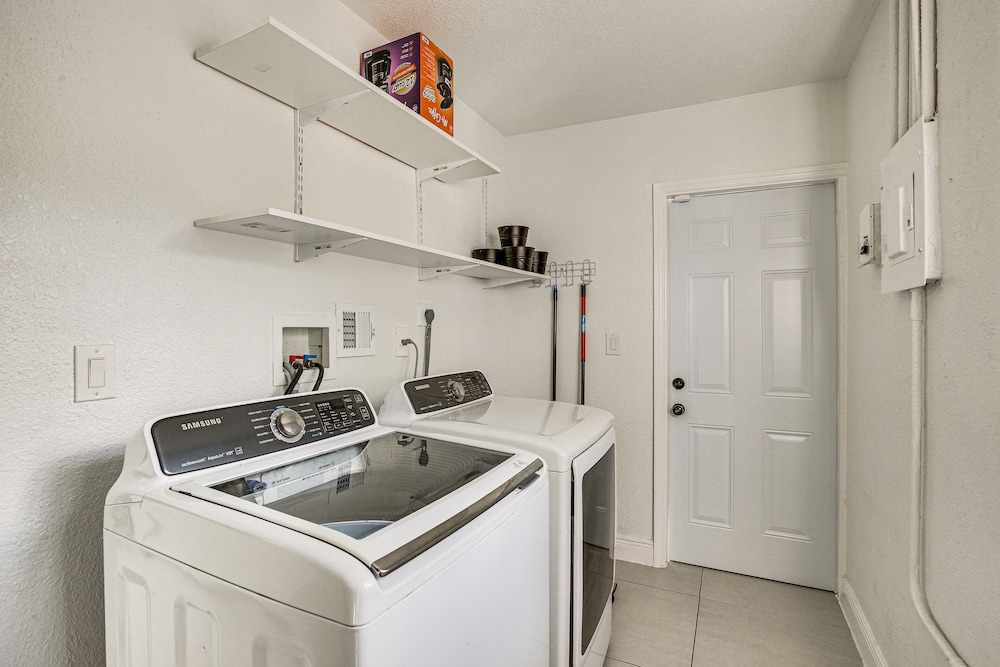 Fort Lauderdale Vacations - Sun-soaked Lauderdale Lakes Home w/ Private Pool! - Property Image 12