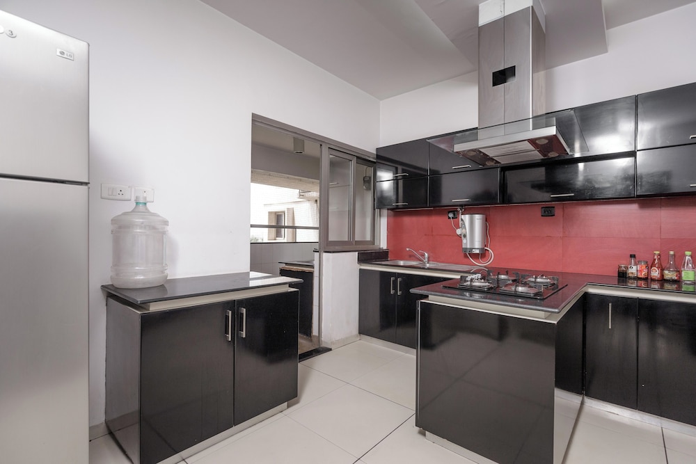 Lakeside Living by Red Olive Nr Airport 3bhk