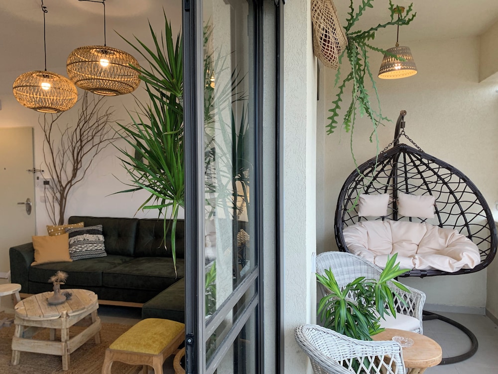 Talpiot Market Boho Stay by Sea N' Rent