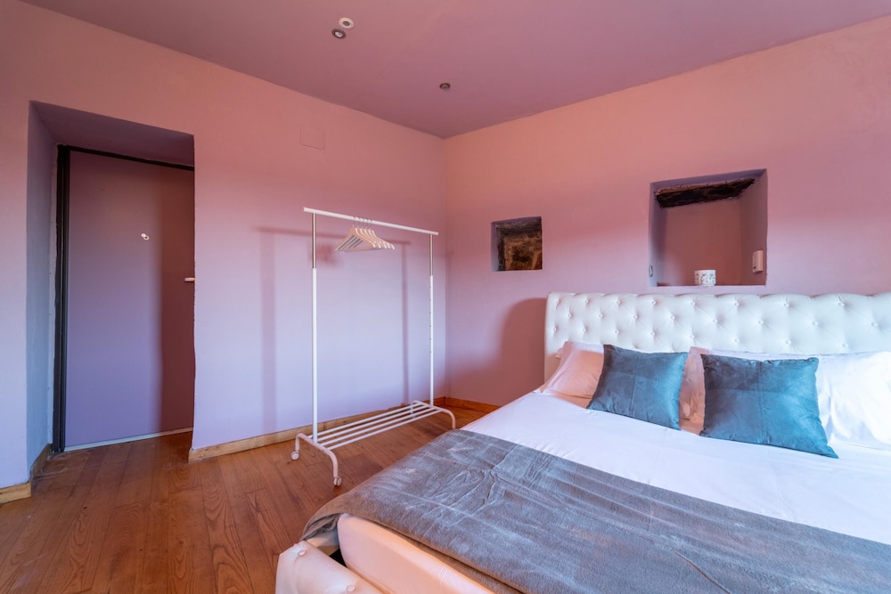 Petra Apartment in Civenna by Wonderful Italy