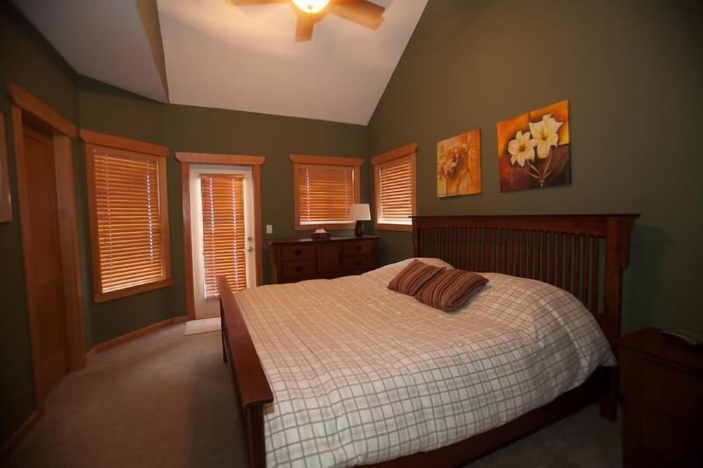 Snow Ridge by Apex Accommodations-2
