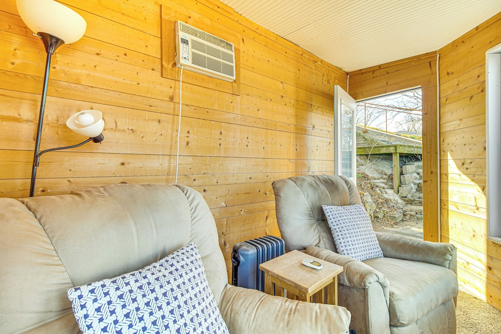 Grove Lake House w/ Boat Dock & Outdoor Spots!