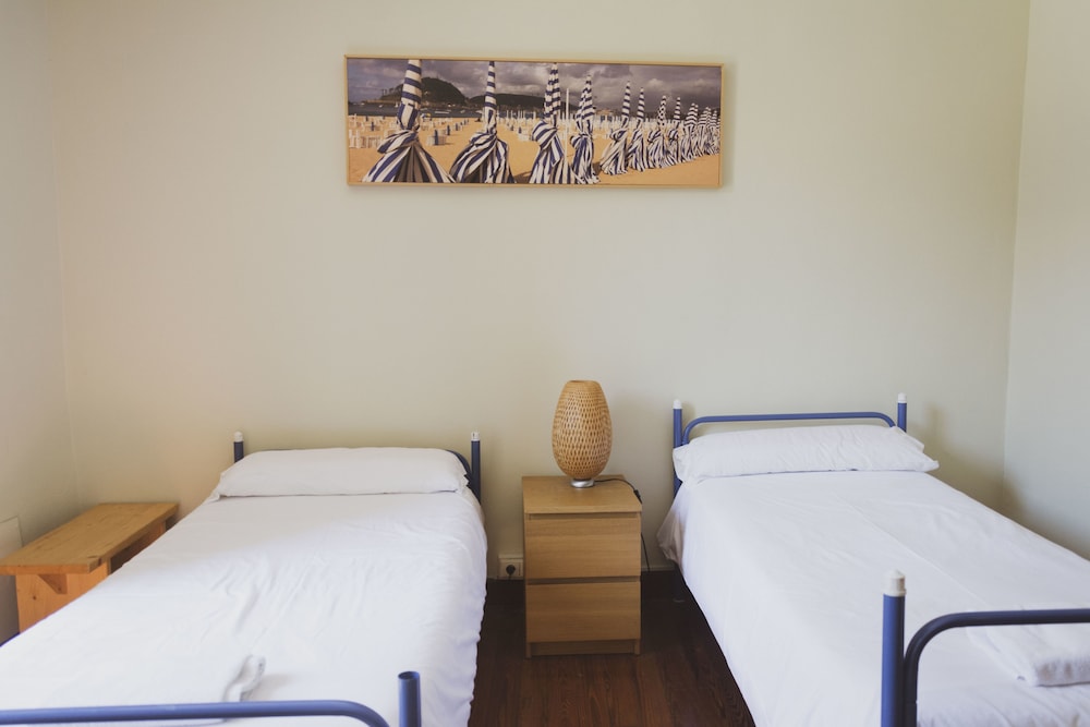 San Sebastian Vacations - Urban House Hostel - Property Image 5