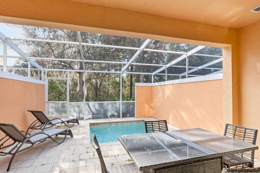 Amazing Family House w pvt Pool - 1605