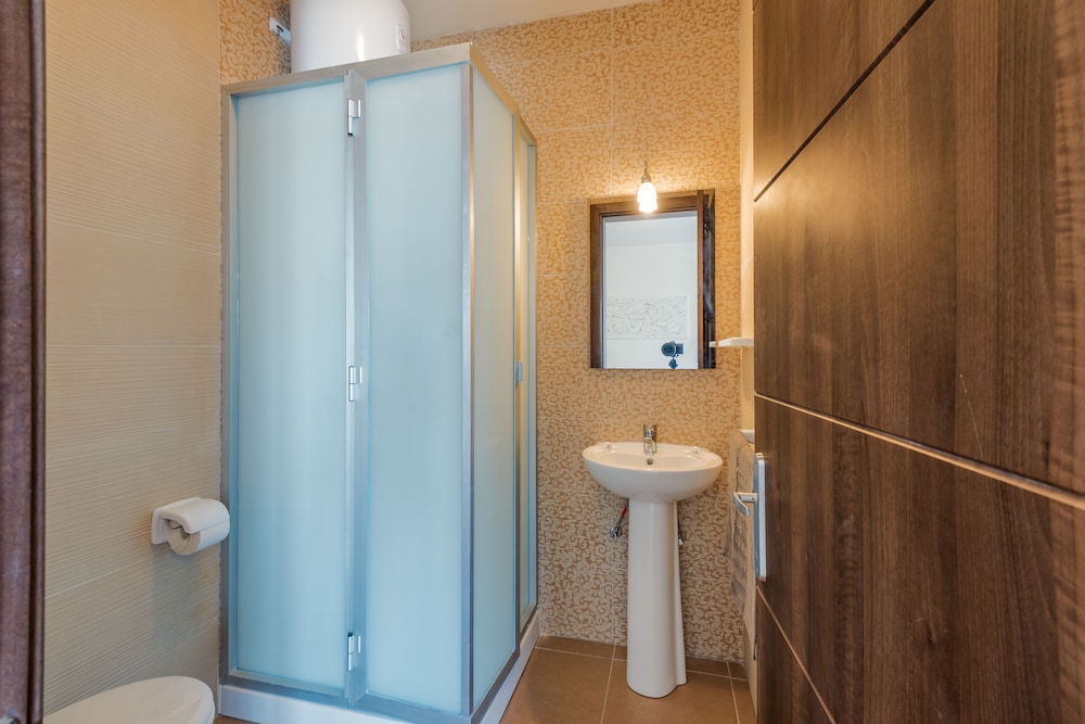 Seashells Penthouse Seaview Terrace by Getaways Malta photo 5