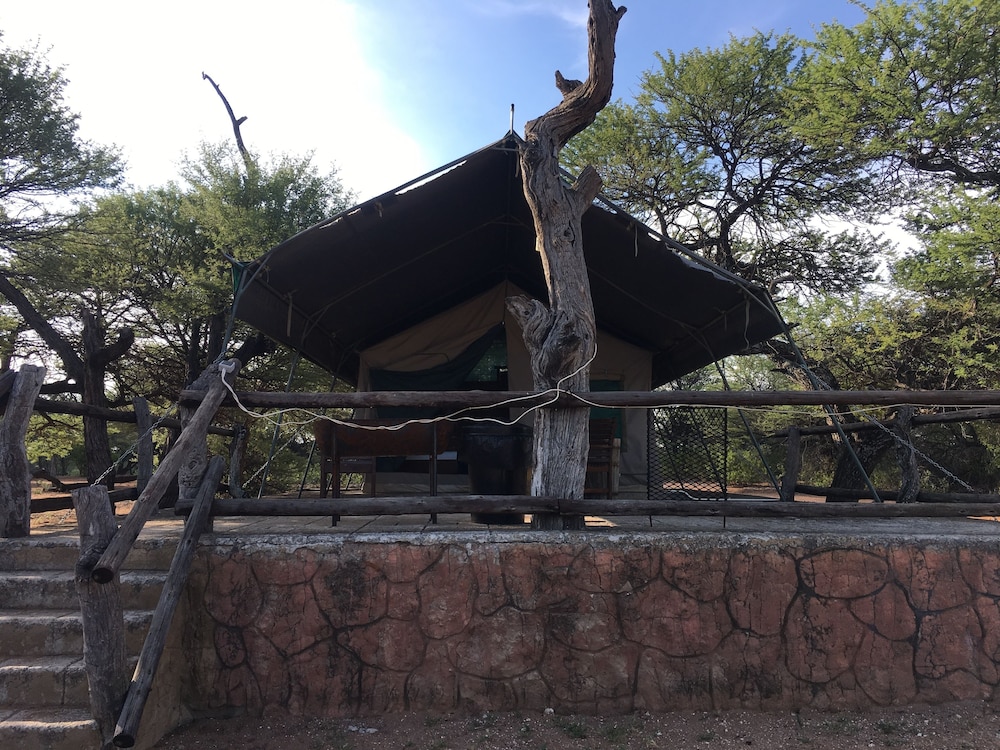 Tautona Lodge
