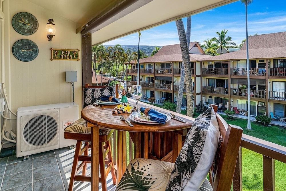 Fully Air-conditioned - Ocean View - Beautifully Renovated- Vrkcv