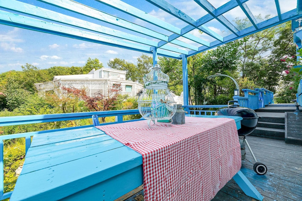 Ganghwa Picnic Pension