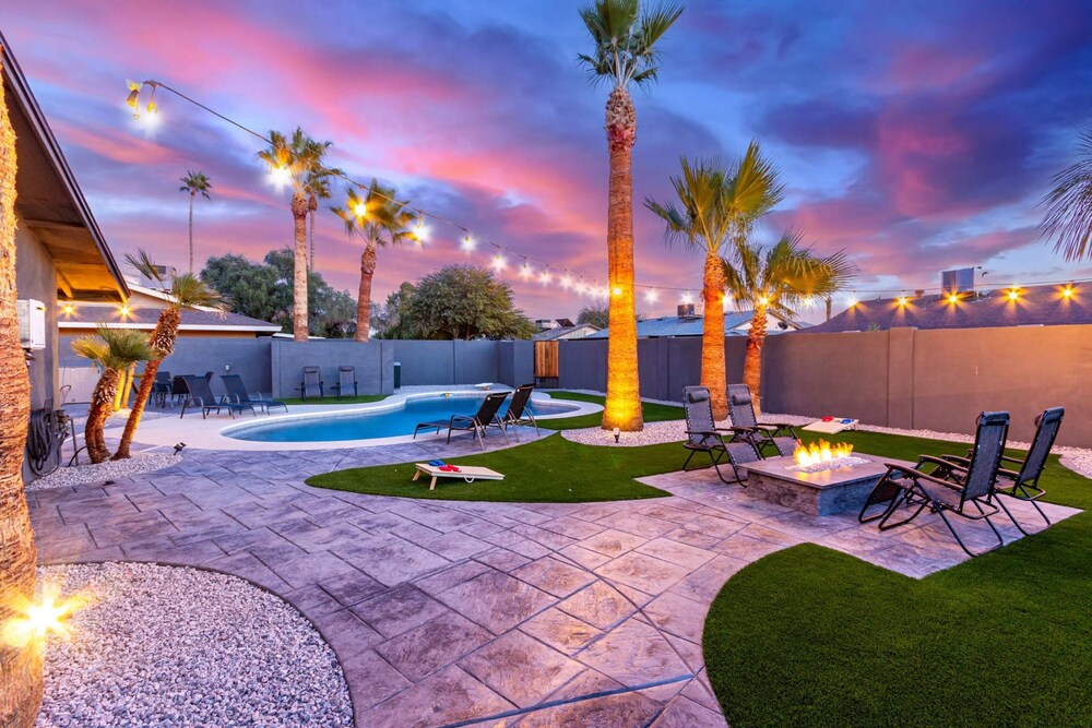 NEW Greystone on Osborn Heated Pool Firepit