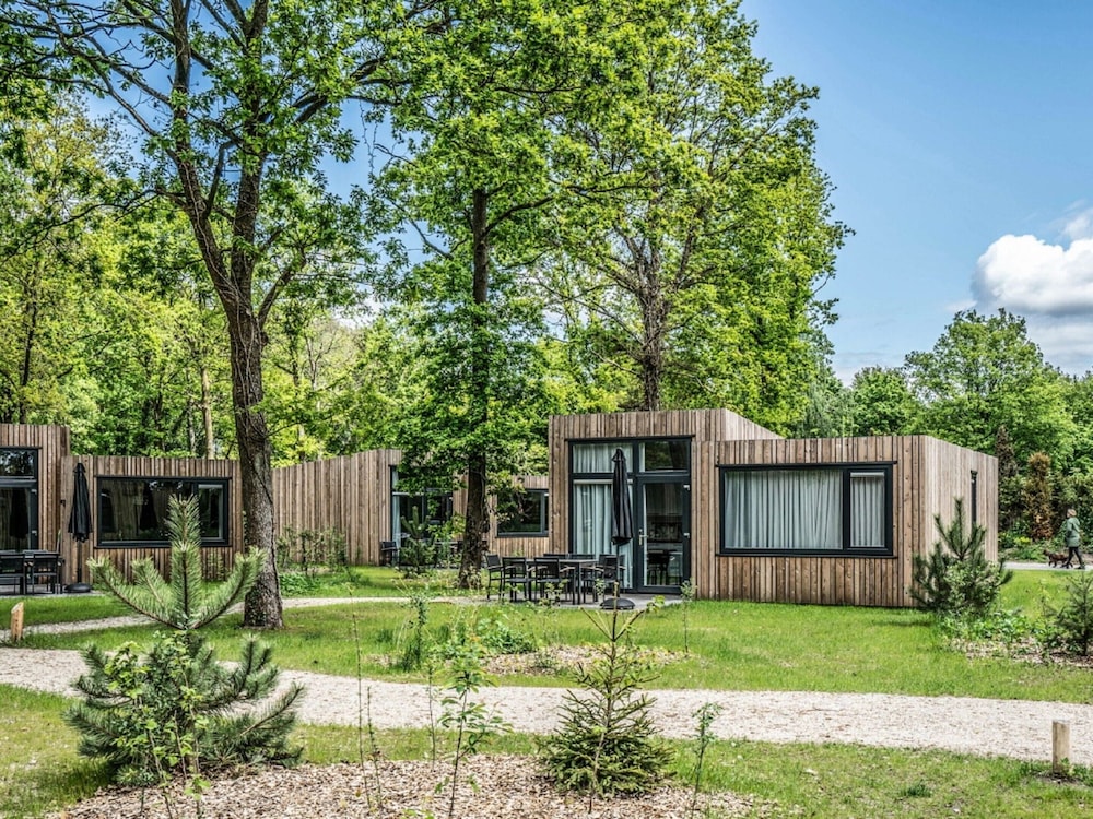 Water Lodge in Schaijk by the Waterside view 3