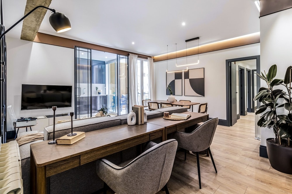 Coquesa - 2 Bedrooms and Terrace in Lista