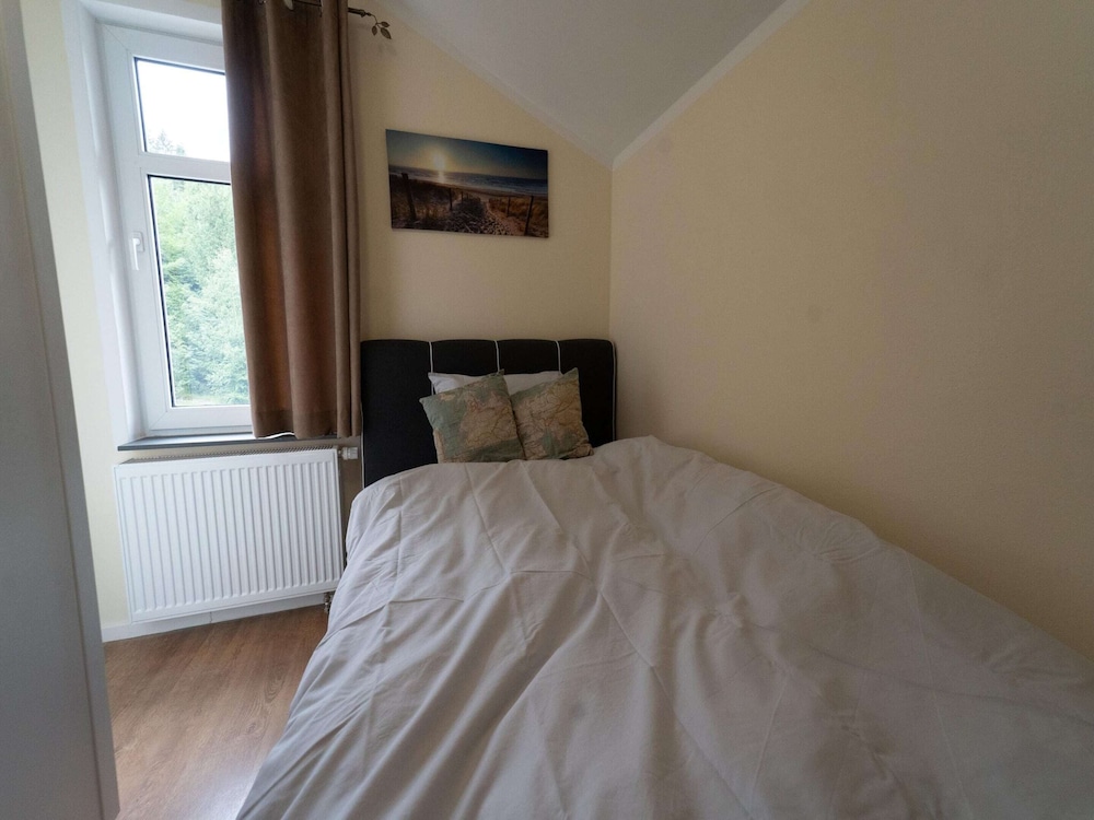 Holiday Home With Garden view 4