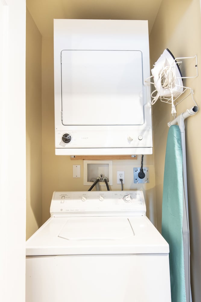 Whistler Town Plaza - Image 5