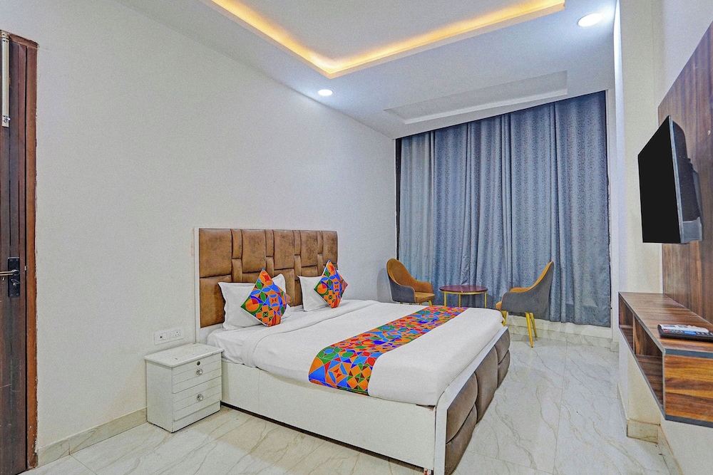 Fabhotel Stars