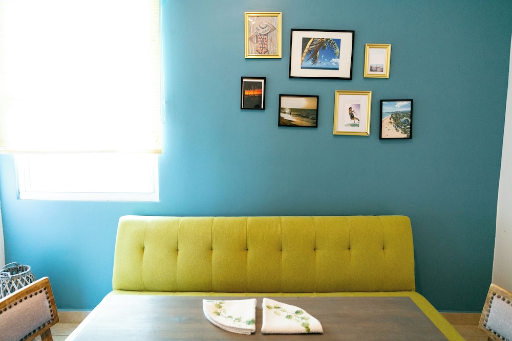 Numero Uno Beach Apartments