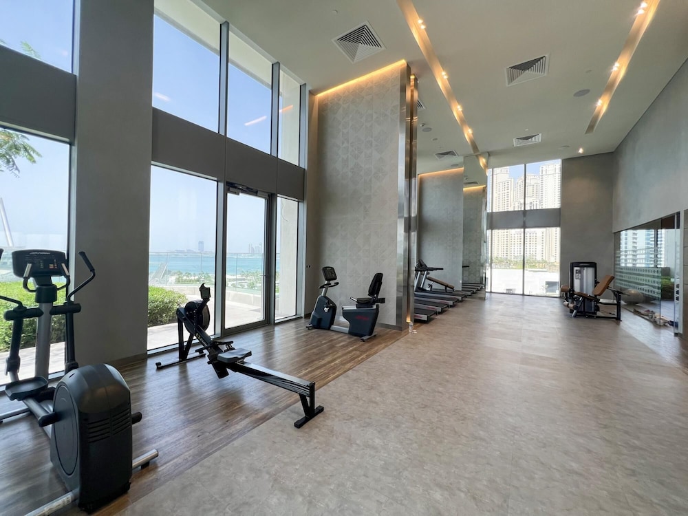 Unit 209 52 42 Tower 1