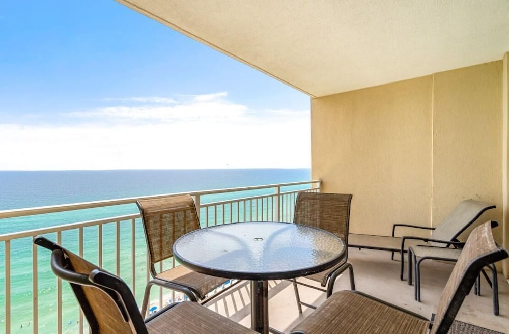 Emerald Beach 1631
